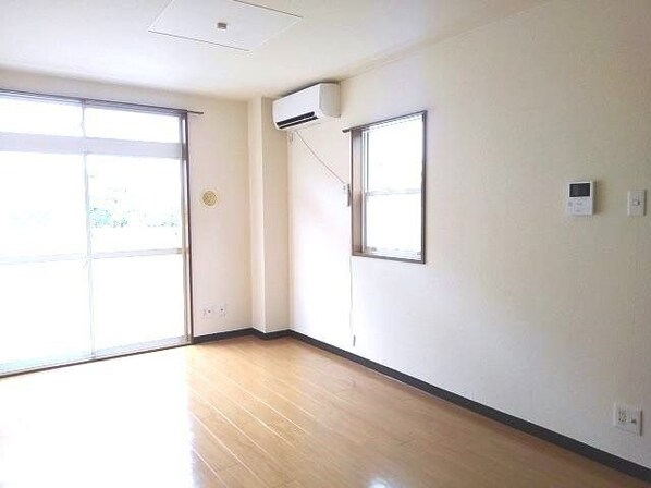 サンヒルズBの物件内観写真